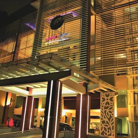 Utm Hotel & Residence Отели рядом с достопримечательностью «Колледж TAR»