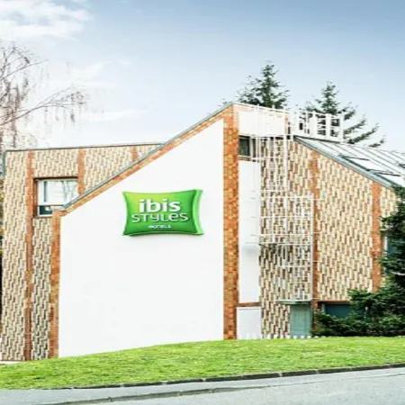 Ibis Styles Paris Vélizy Отели в г. Велизи-Вилакубле