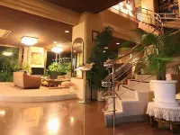 Miyakonojo Sun Plaza Hotel - parking