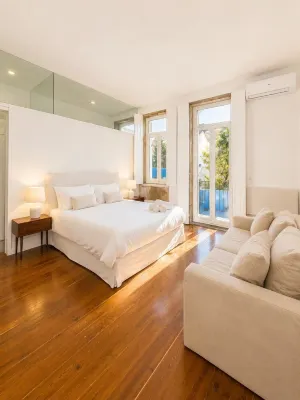 Luxury Boutique House in the Center with Private Patio Hotéis em 