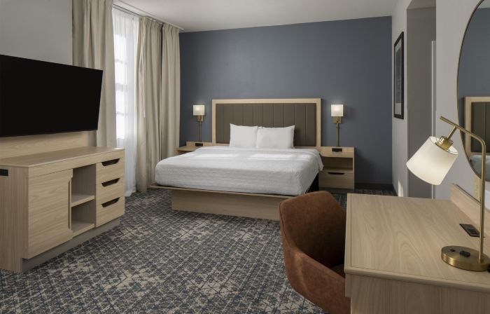 Hampton Inn & Suites Montgomery-Downtown