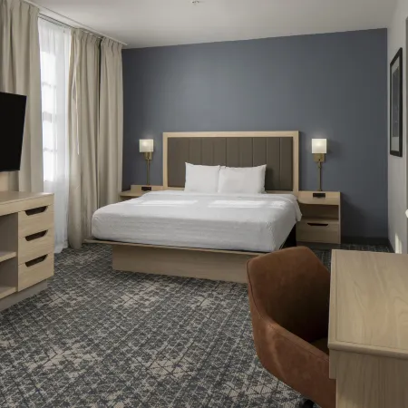 Hampton Inn & Suites Montgomery-Downtown