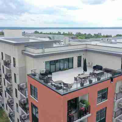 Belmont Properties Short-Term Rentals Hotel Exterior