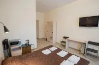On Lebedeva 10V Mini-Hotel โรงแรมใกล้ออโรร่าครุยเซอร์