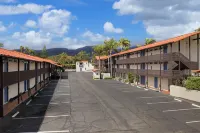 FOUND Hotels, Santa Barbara, Series by Marriott - parking