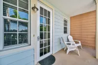 Mangrove Waterway View Sleeps 4 Pool Courts