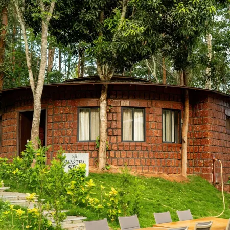 TGI Redolent Resort & Spa
