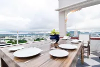 Raj Kuber - A Boutique Lake View Hotel