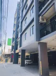 ICheck Inn Darisa Ngamwongwan - parking