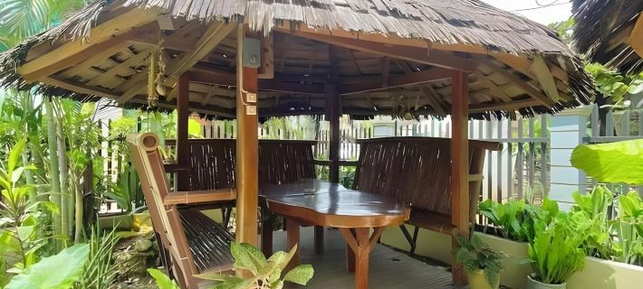 Coron Vista Lodge Hotels in Корон