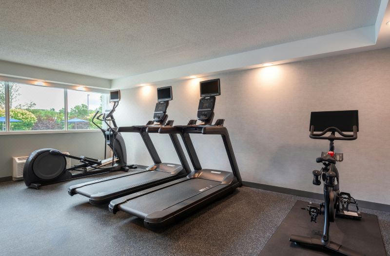 Hampton Inn by Hilton Manchester photo 3
