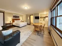 The Wildflower Inn - Parvekkeita