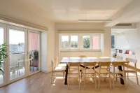 Home Out Marques Suites - Pensionaatit