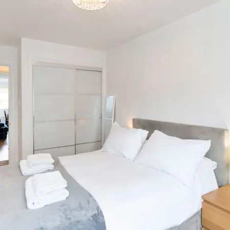 GuestReady - 2Br in Leith w Ocean Views   Parking