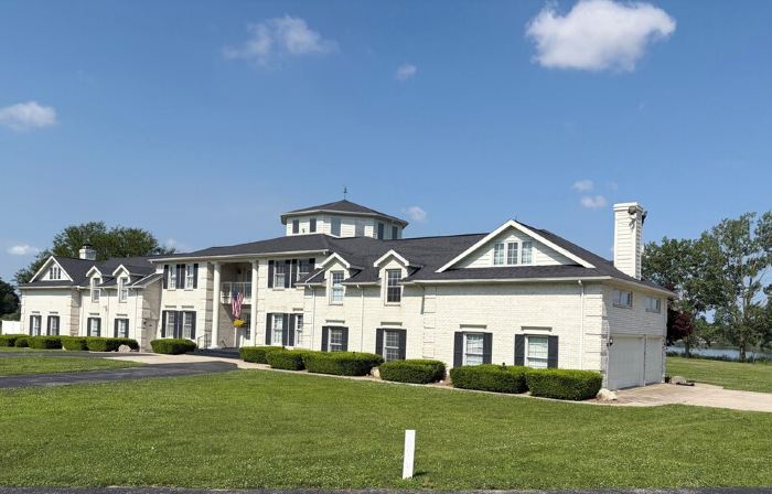 Eagle Isle Wings South Wing Relaxing Waterfront Getaway Near Cedar Point