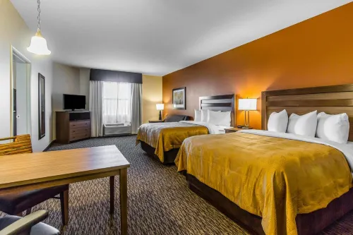 MainStay Suites Watford City - Event Center - Pet friendly