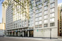 Embassy Suites by Hilton Montreal - Kæledyr tilladt