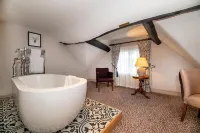 Greswolde Arms by Chef & Brewer Collection - Inns