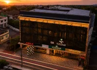 Hypolux Business Hotel - 2-Star