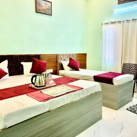 Hotel U.S Residency