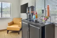 Suburban Studios Louisville East - 2-Star