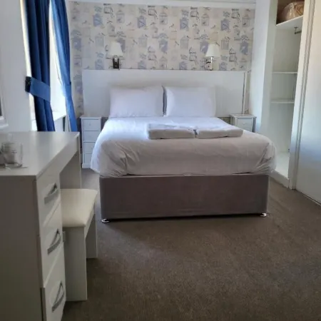 North Parade Seafront Accommodation