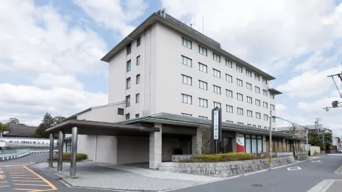 Hanazono Kaikan