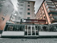 Oreko Express - breakfast