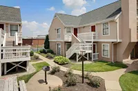 Residence Inn Louisville East - parking