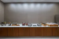 SpringHill Suites Waco - breakfast