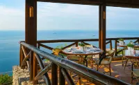 Monastero Santa Rosa Hotel & Spa - Airport Shuttle