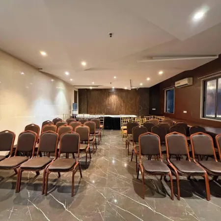 Elegant Gold Hotel