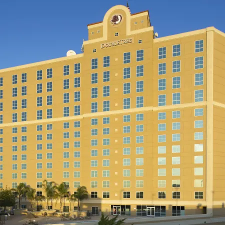 DoubleTree by Hilton Modesto