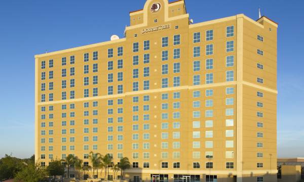 DoubleTree by Hilton Modesto