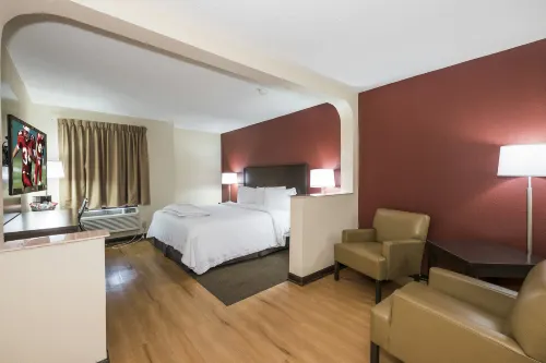 Red Roof Plus+ & Suites Opelika - Wifi