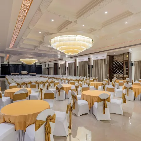 Mastiff Grand the Sia Palace Suites & Banquets, Khopoli (Nr. Imagica)