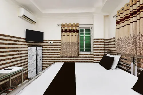 Deluxe With Twin Bed Ayush Villa - Bungalows