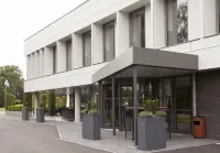Van Der Valk Hotel Dennenhof Hotels in Brasschaat