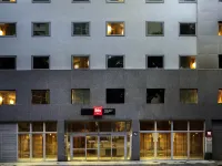 Ibis Copacabana Posto 5