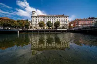 Hotel Continental Hotels near Sablićevo Beach