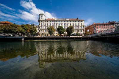Hotel Continental Hotels near Church of Our Lady of Lourdes
