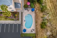 Comfort Suites Niceville Near Eglin Air Force Base - Swimmingpools