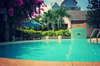 Diamond Resort Bien Hoa - Pools