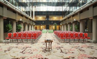 Artcourt Moscow Center Hotel (ex. Courtyard by Marriott City Center Hotel)