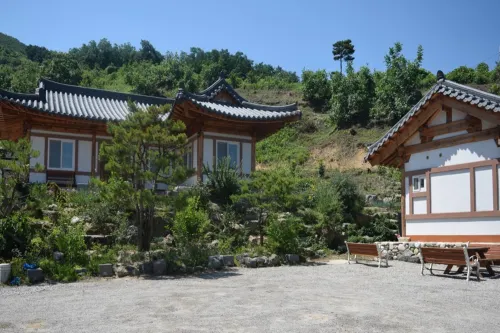 Gimcheon Hansol Hanok Stay