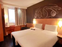 Holiday Inn Express Skopje City Centre โรงแรมในสโกเปีย