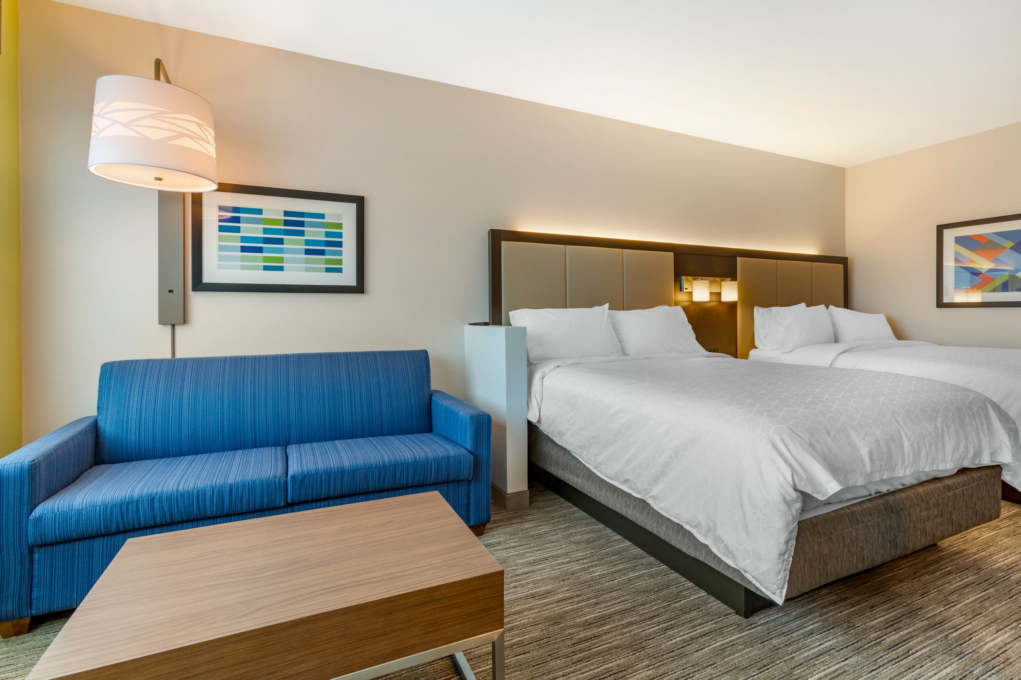 Holiday Inn Express & Suites Phoenix Dwtn - State Capitol, an Ihg Hotel