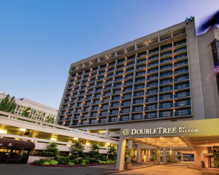 DoubleTree by Hilton Portland, OR Hotels in Portland