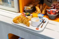 Première Classe Epinay Sur Orge Savigny Sur Orge - breakfast