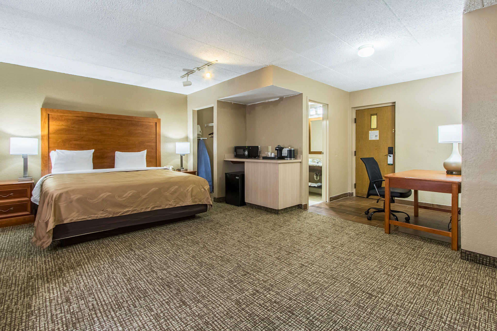 Quality Inn Wickliffe - Cleveland East